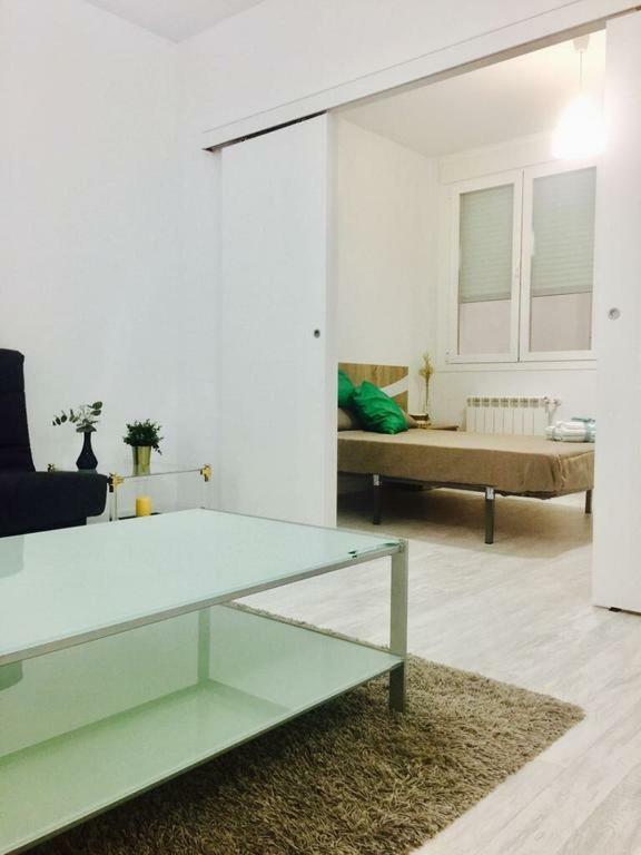 Apartamento Avenida De Portugal ログローニョ エクステリア 写真